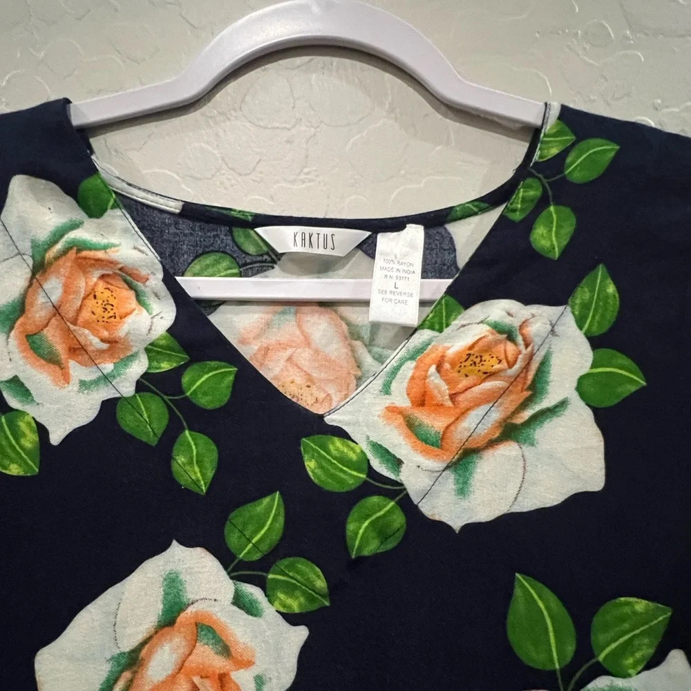 Kaktus Large floral maxi dress long sleeves with tie waist - Picture 4 of 13